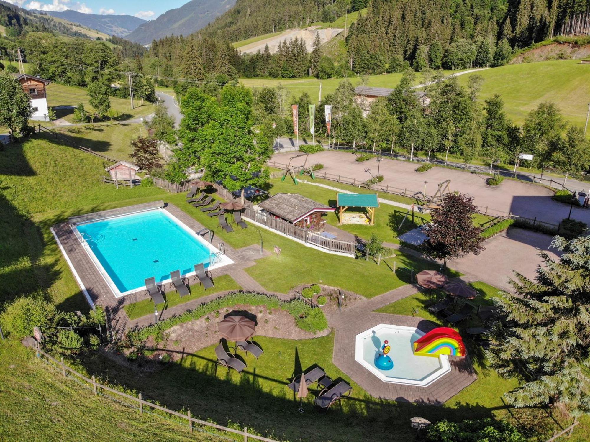 Familienhotel Lengauer Hof Зальбах-Гінтерглемм Екстер'єр фото